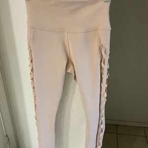COPY - Alo nude pink cropped leggings